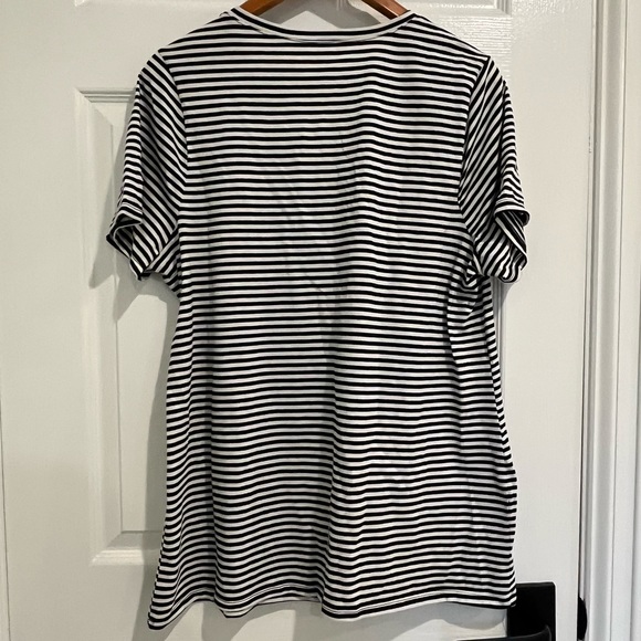 Lane Bryant V-Neck Striped Tee (14/16) - Picture 2 of 8